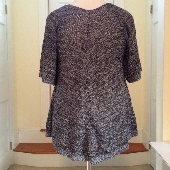 Blackish grey holy short sleeve top Large - Picture 2 of 2